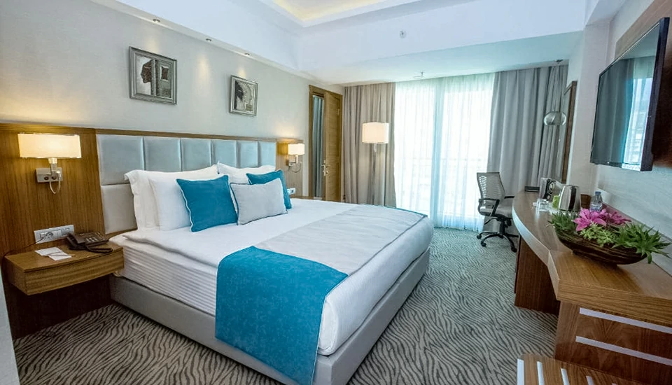 هتل بست وسترن پریمیر کارشیاکا ازمیر